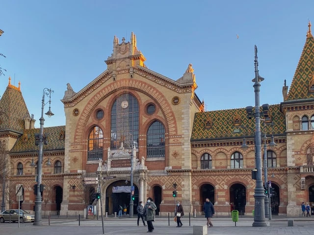 Converzum Language School Budapest -Central Market Hall