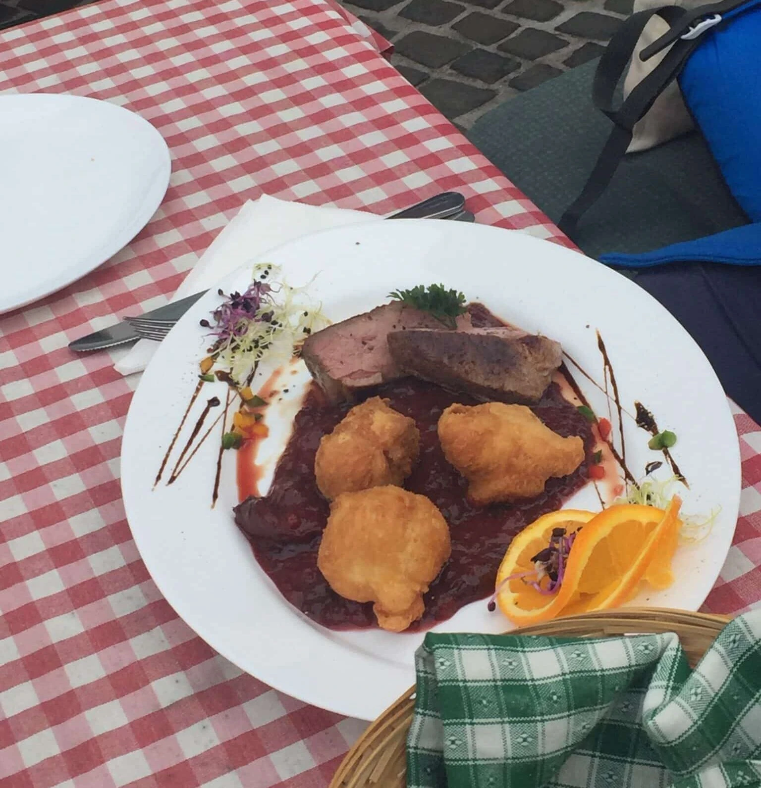 Converzum Language School Budapest -Vaddisznó