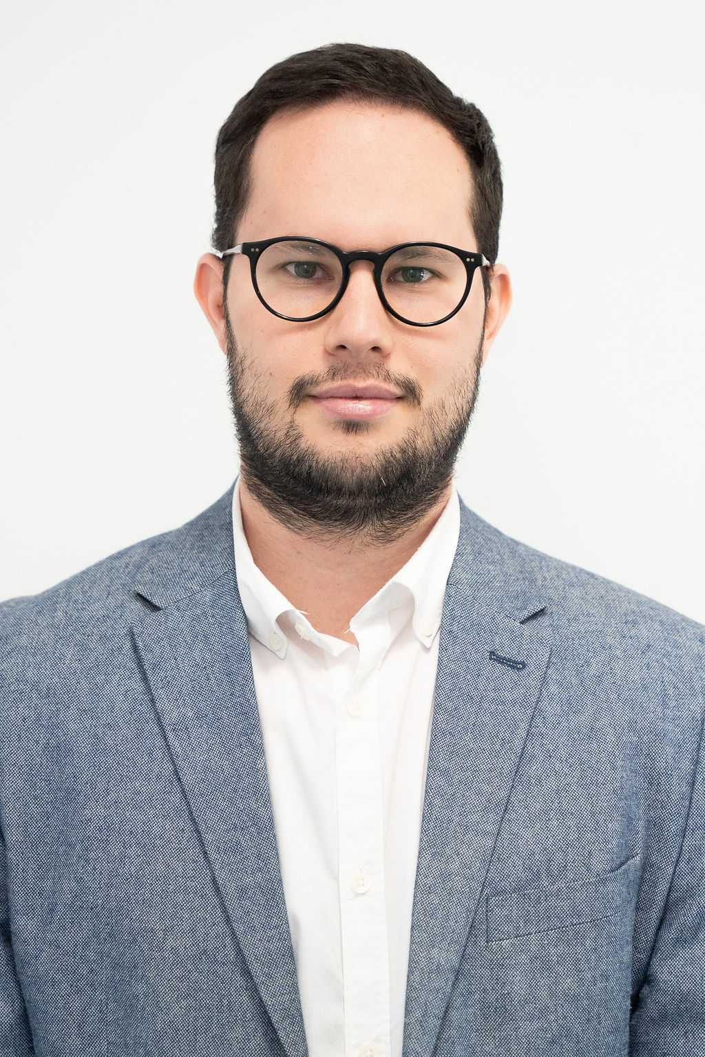 Converzum Nyelviskola - Légrádi Ádám